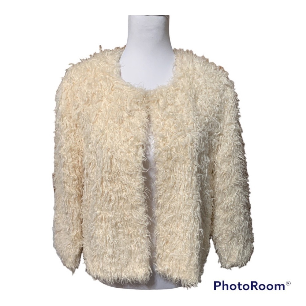 CAbi 3024 Furry Furry Plush Ivory Jacket size SM - Picture 2 of 8
